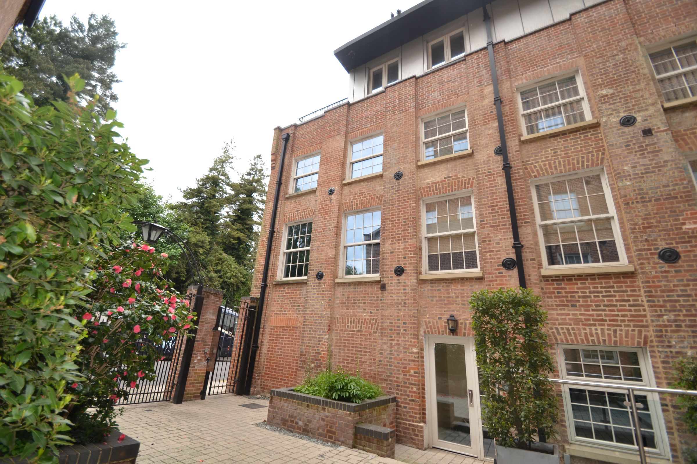 301 Albion Mill Kings & Co Lettings
