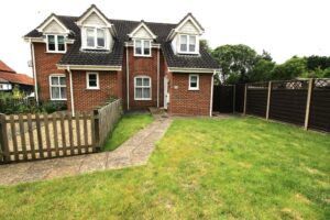 The Street, Weybread, IP21